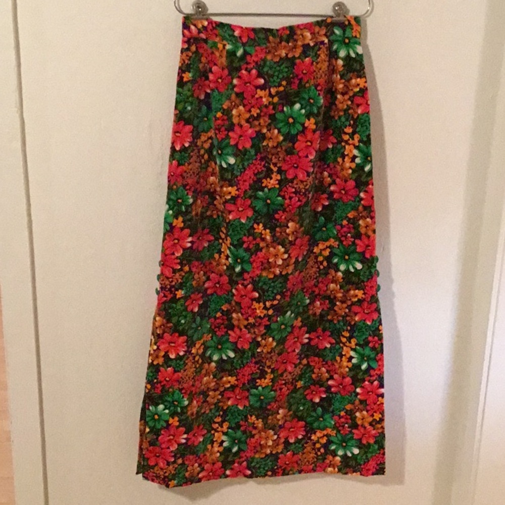Fun Hand Stitched Pencil/BodyCon Style Skirt